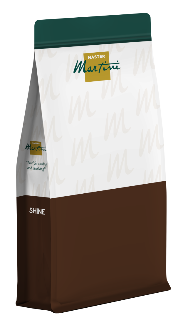 ถุงผลิตภัณฑ์ Master Martini "Shine" ส่วนบนสีเขียวเข้ม ส่วนกลางสีขาวมีโลโก้ ส่วนล่างสีน้ำตาล